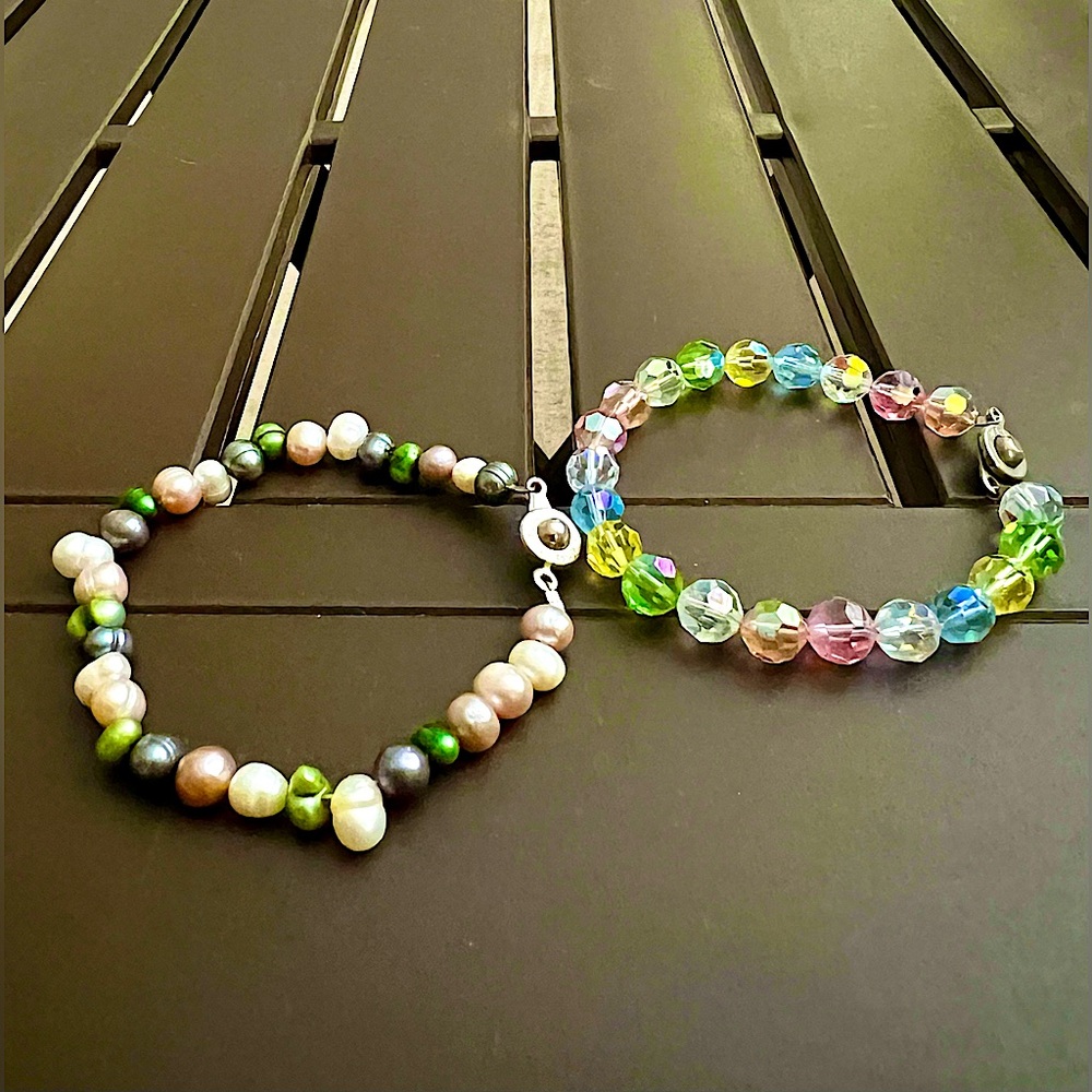 Lot of 2: Swarovski crystals bracelet and rice pearl bracelet